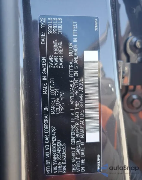 2023 Volvo Xc60 Ultimate z USA, uszkodzony, nr VIN YV4H60DX0P1284787